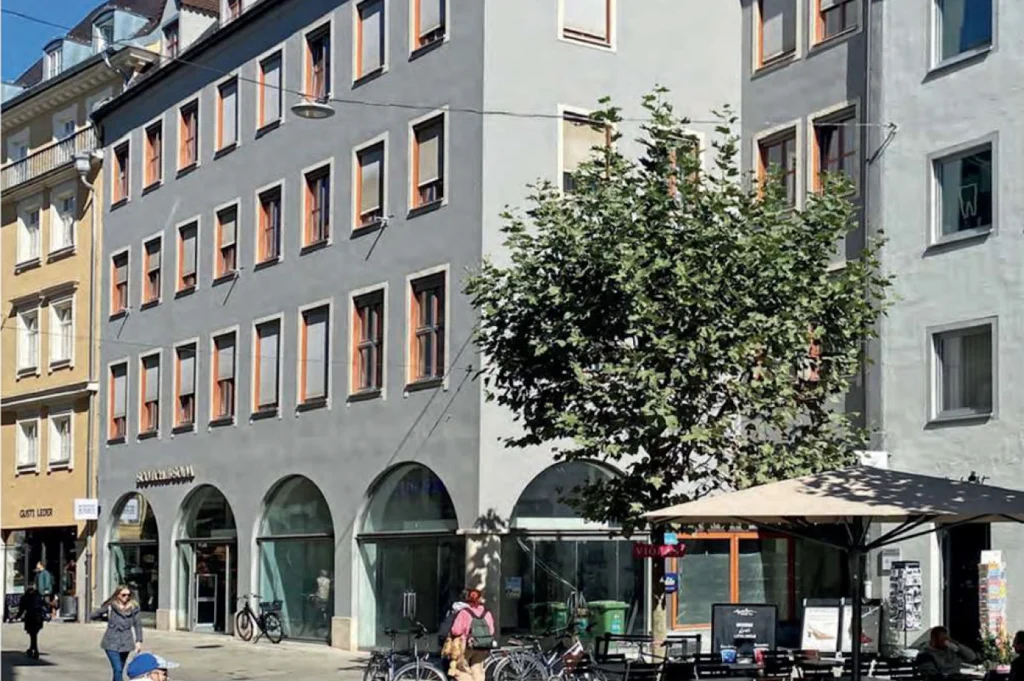 Alex sichert sich Toplage in Augsburg