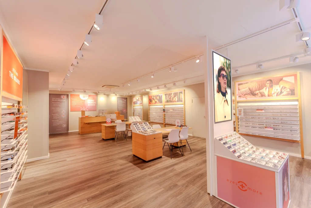 Eyes and More plant starke Expansion in Deutschland
