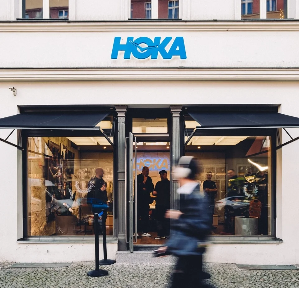 Hoka eröffnet Store am Hakeschen Markt