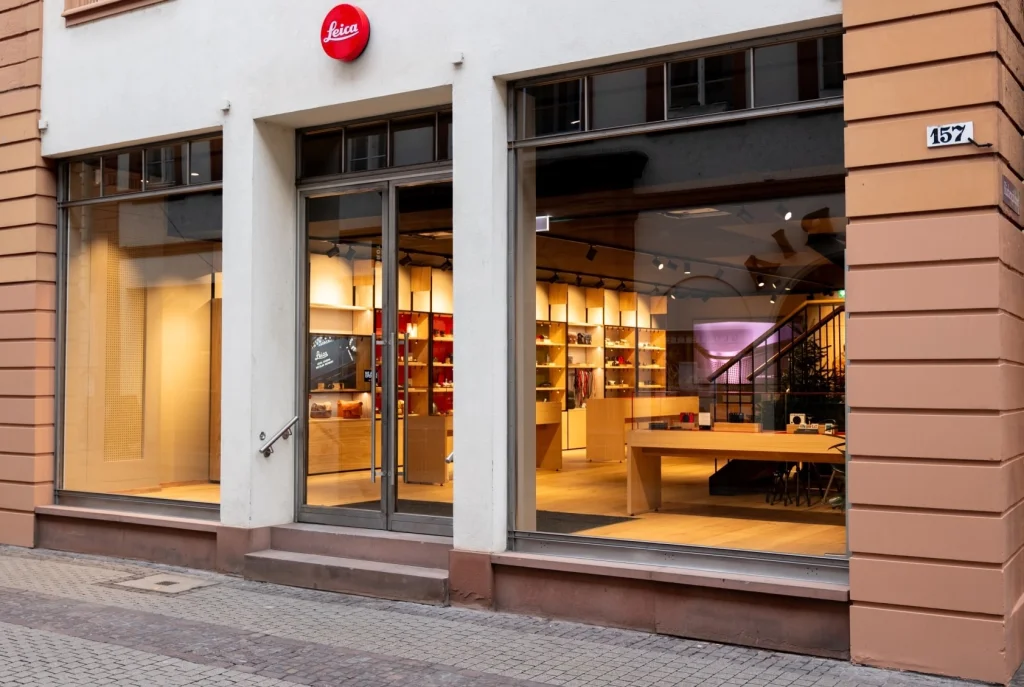 Leica eröffnet in Heidelberg