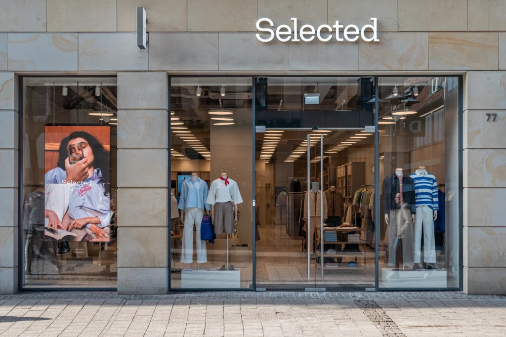 Selected eröffnet neuen Store in Münster
